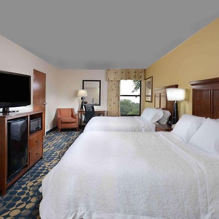 Hampton Inn Fayetteville Fort Bragg Ngoại thất bức ảnh