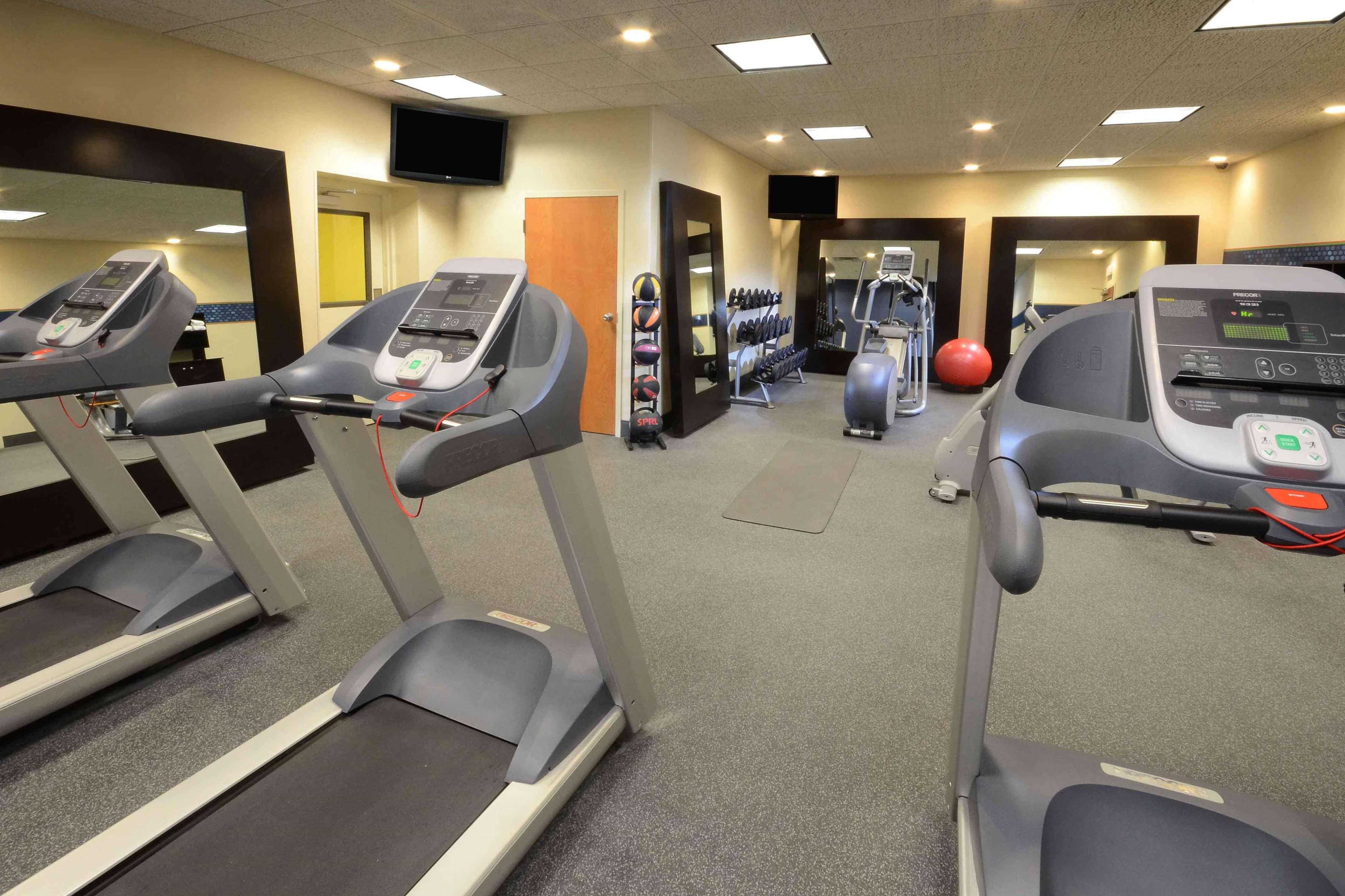 Hampton Inn Fayetteville Fort Bragg Ngoại thất bức ảnh