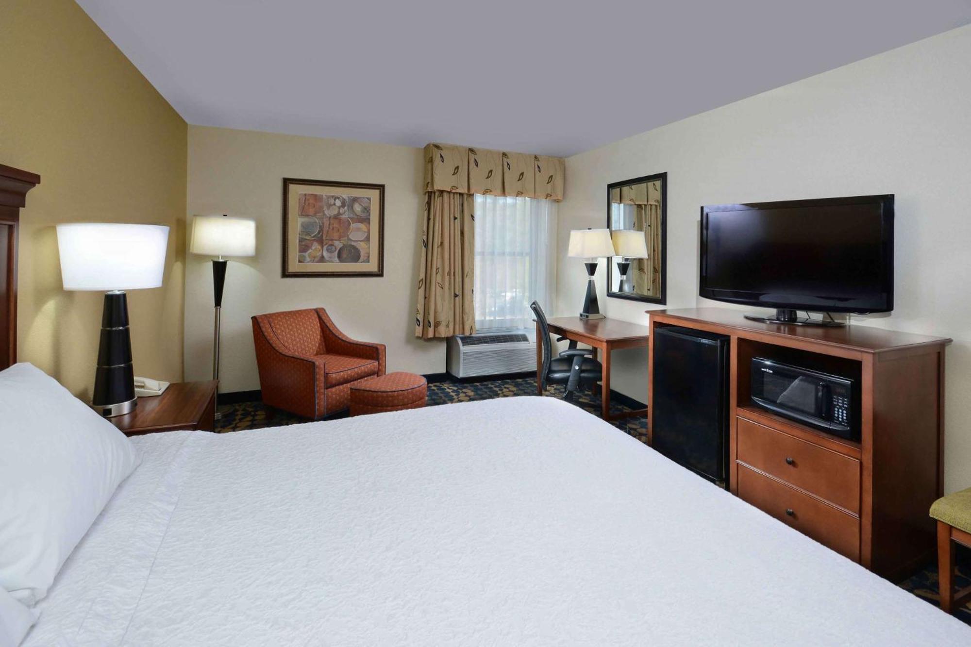 Hampton Inn Fayetteville Fort Bragg Ngoại thất bức ảnh