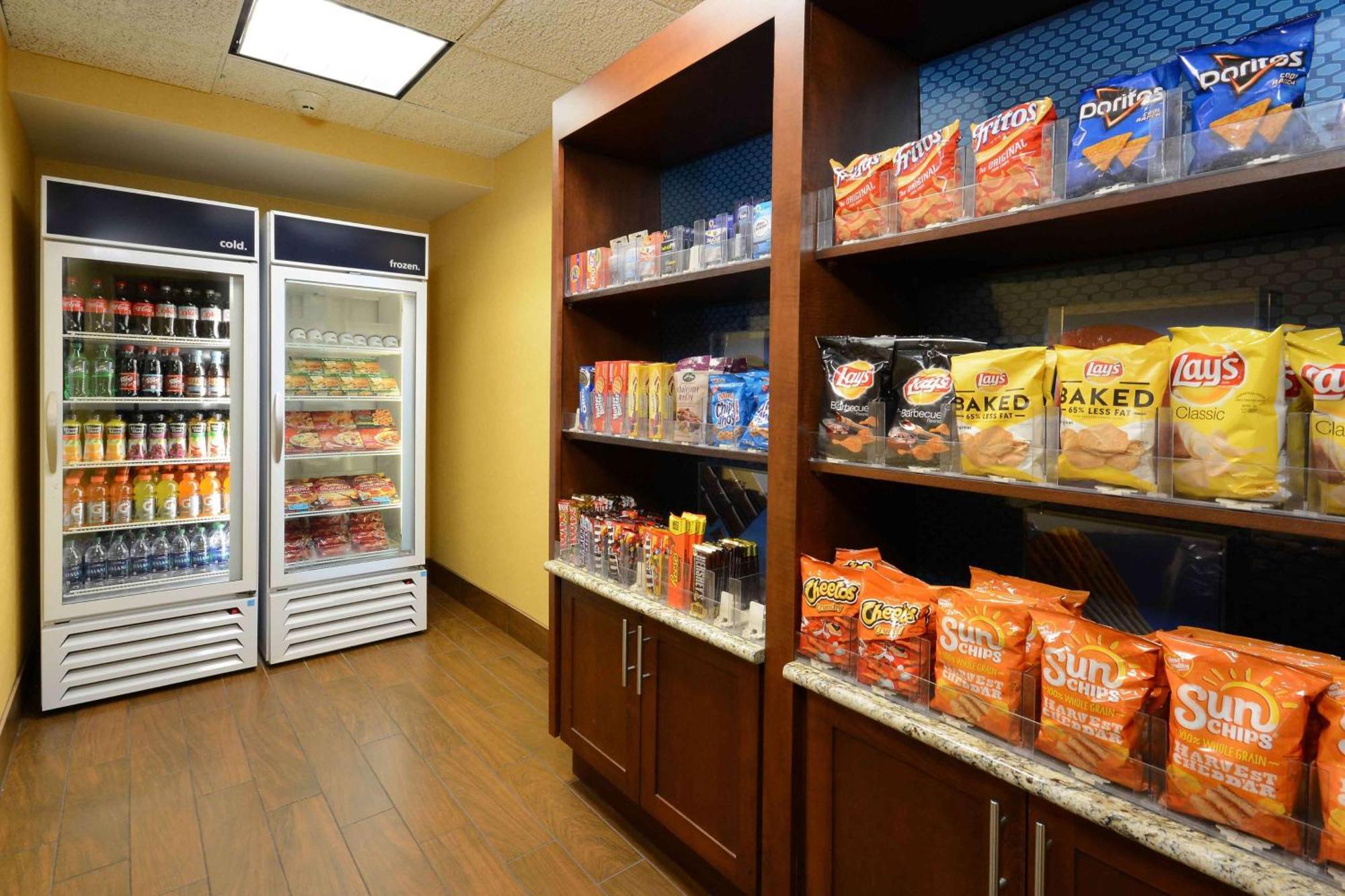Hampton Inn Fayetteville Fort Bragg Ngoại thất bức ảnh