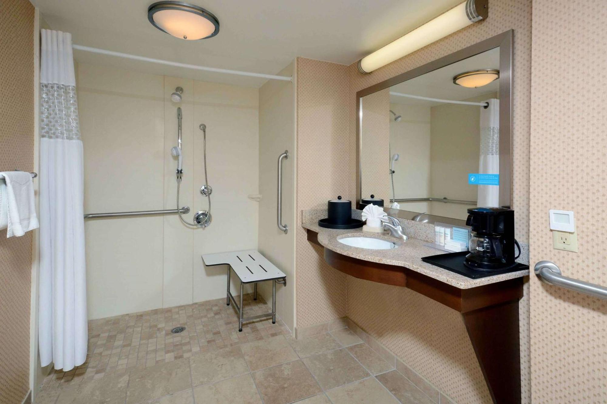 Hampton Inn Fayetteville Fort Bragg Ngoại thất bức ảnh
