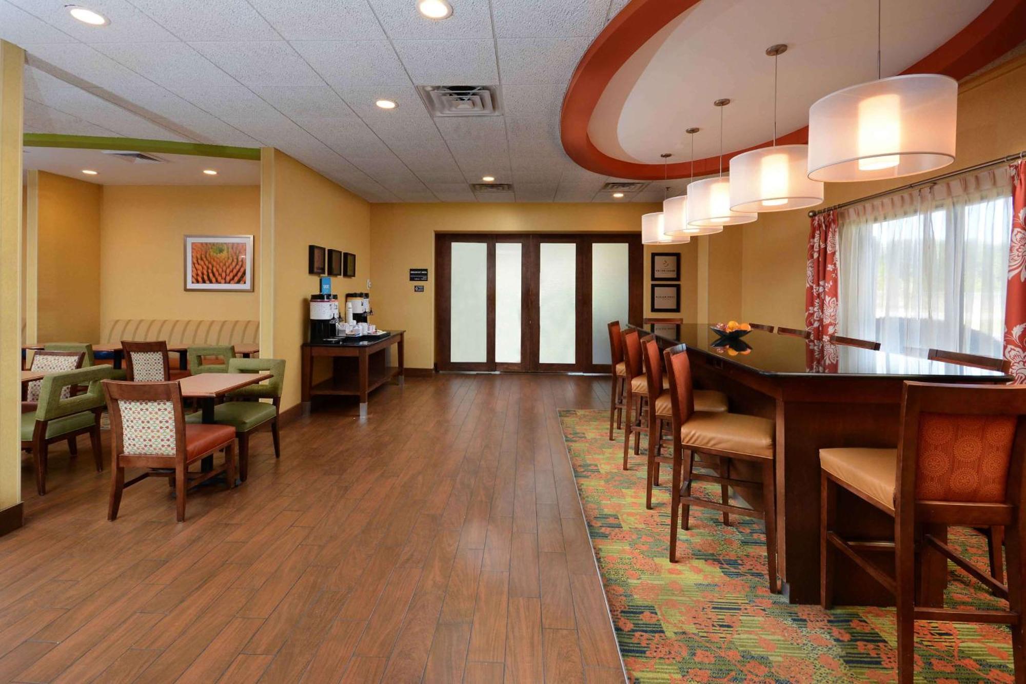 Hampton Inn Fayetteville Fort Bragg Ngoại thất bức ảnh