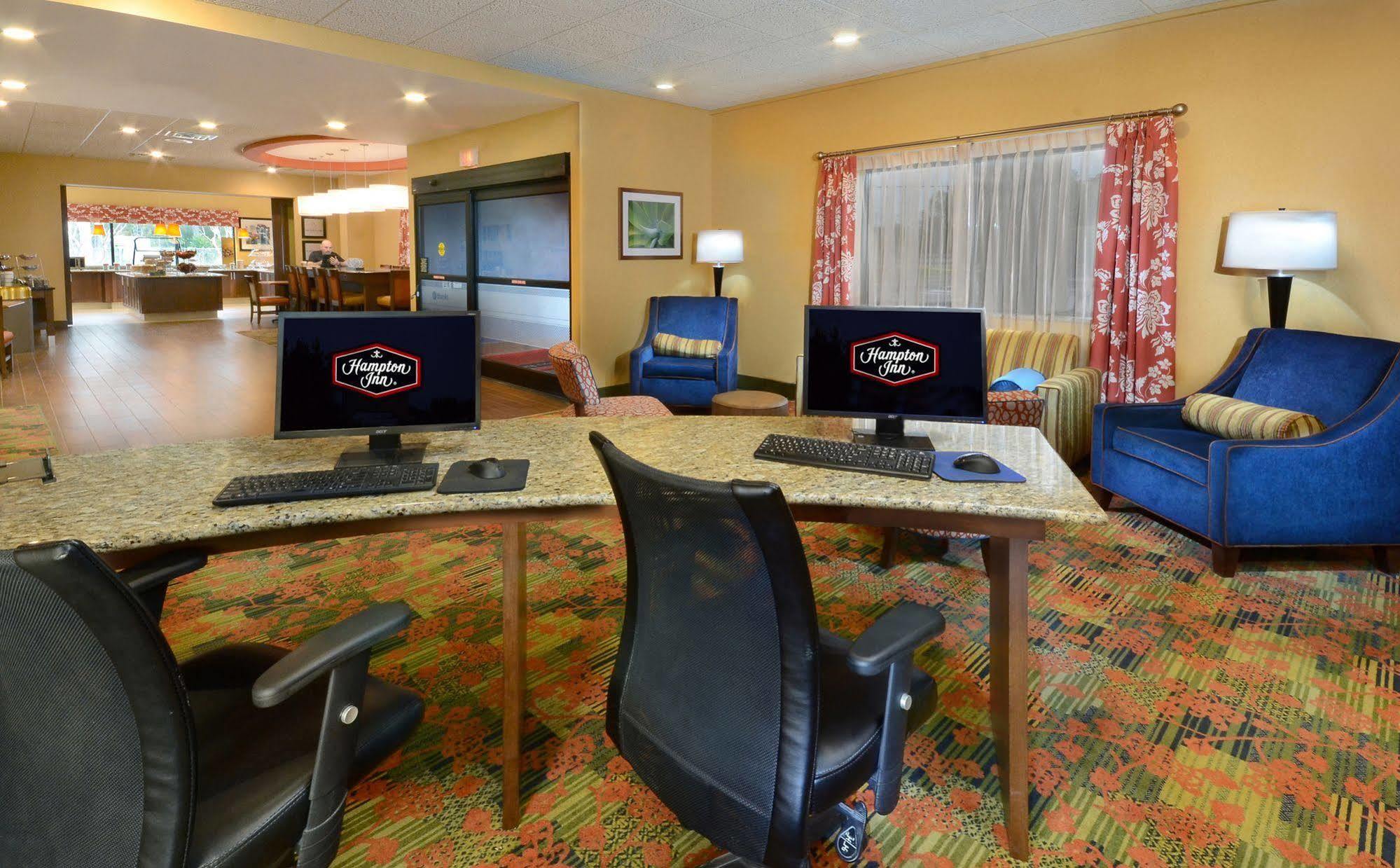 Hampton Inn Fayetteville Fort Bragg Ngoại thất bức ảnh