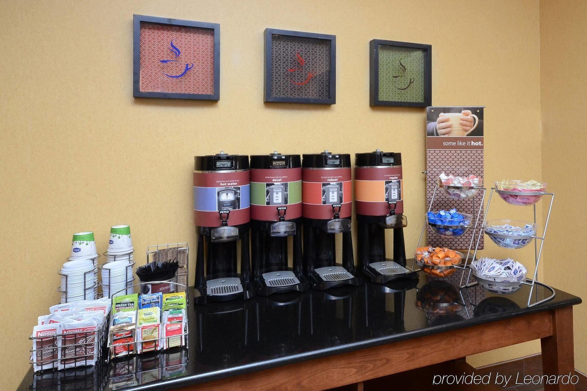 Hampton Inn Fayetteville Fort Bragg Ngoại thất bức ảnh